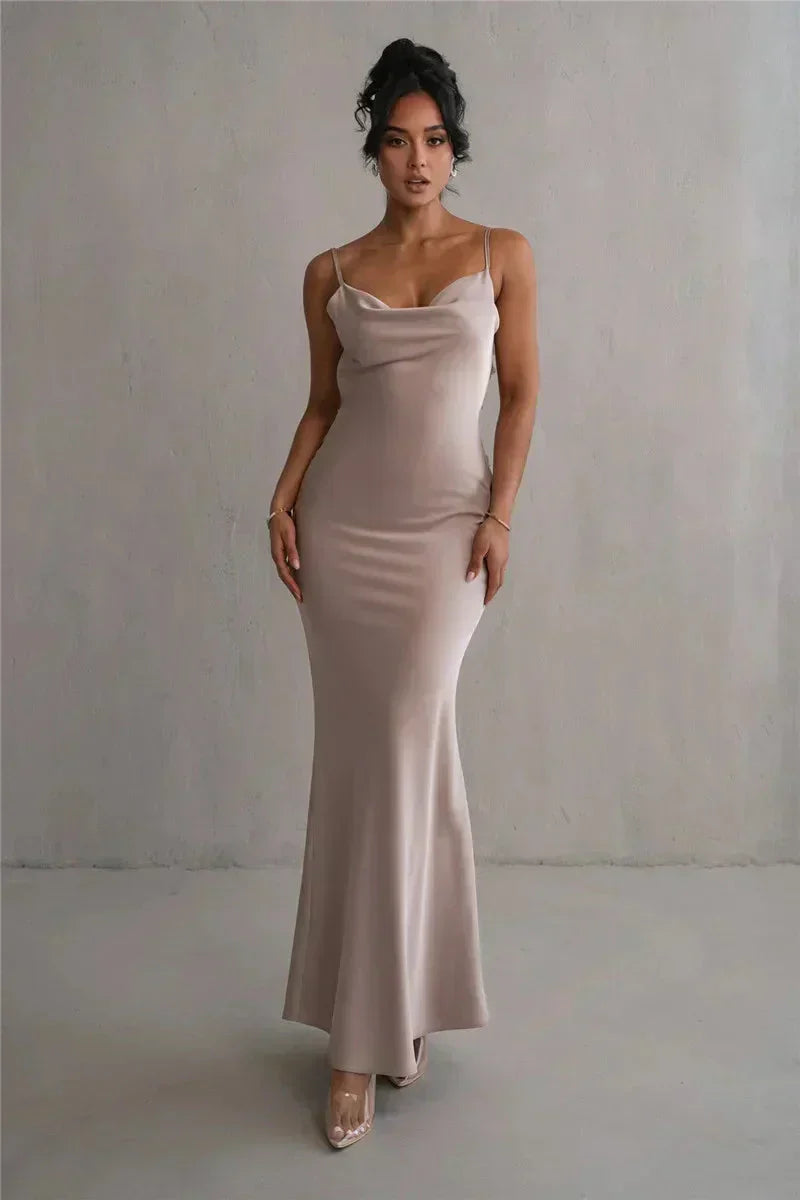 Yara™ | Elegante Vestido de Flores de Satén