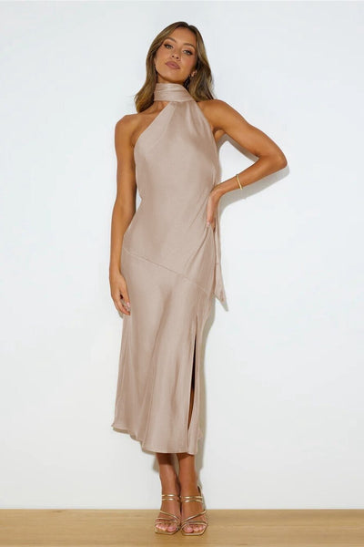Chloe™ | Vestido Midi de Seda Lujo con Cuello Halter