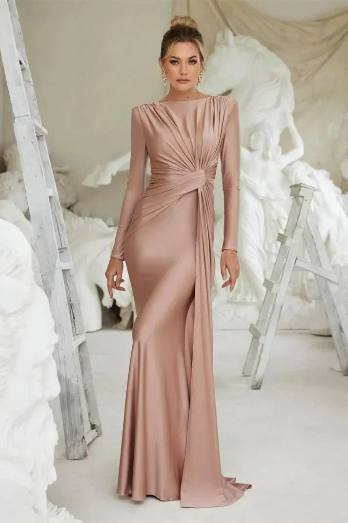 Michaela™ | Vestido Maxi con Manga Larga y Frontal Torcido Elegante